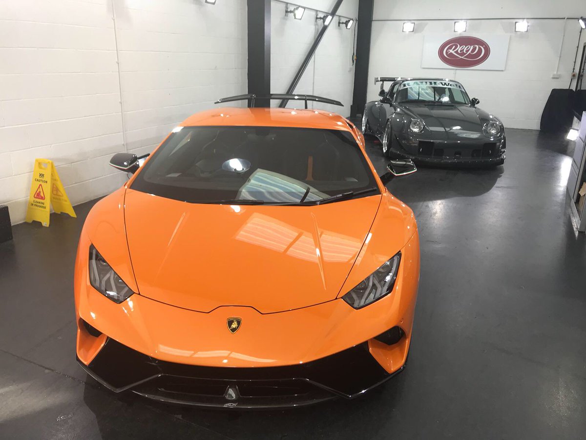 KayeComms's tweet photo. Looks like #fitteduk is set to be an incredible event @EventCityUK this weekend. Look at the awesome cars @ReepYorkshire are taking down 🔥#manchester #carevent https://t.co/zPE1sBsIla