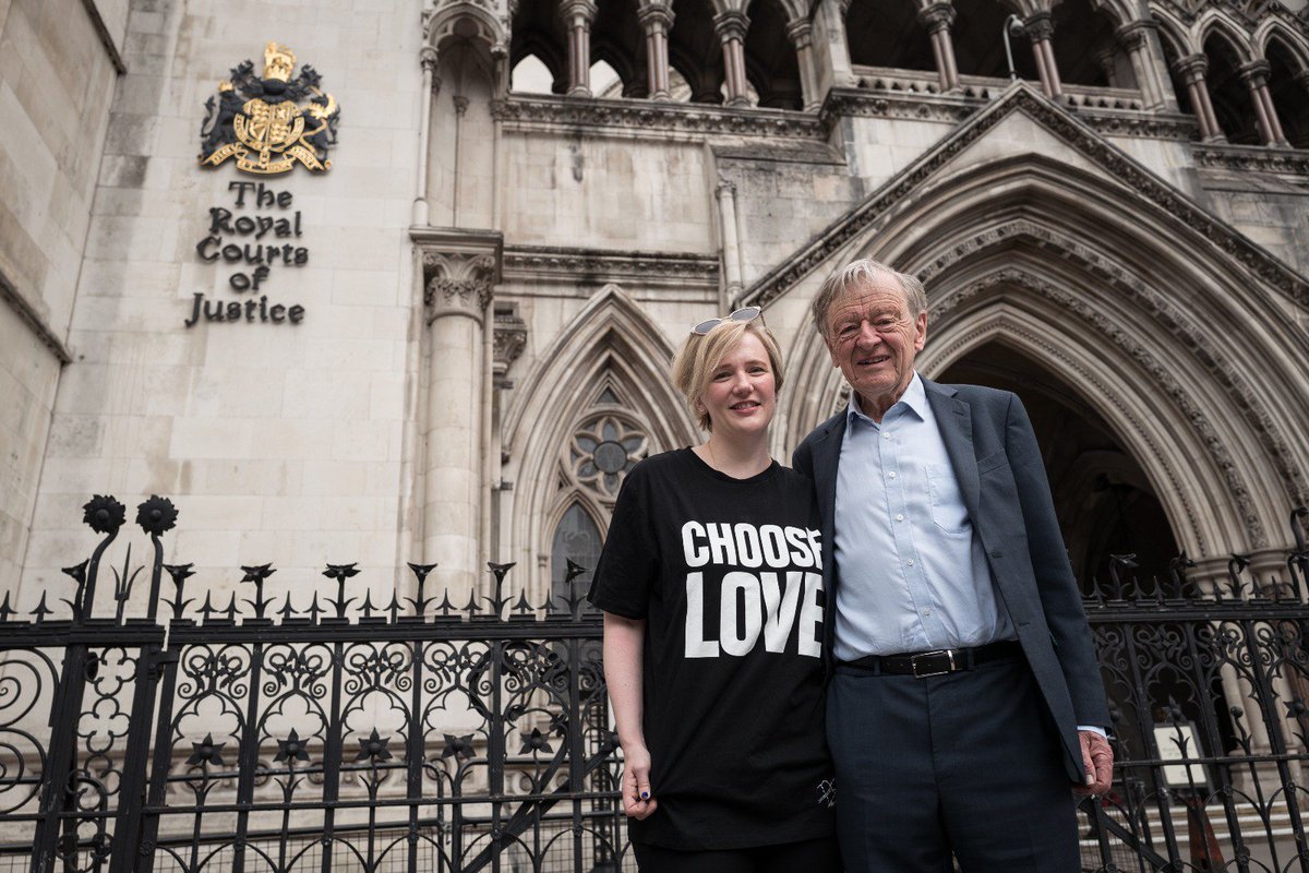AlfDubs's tweet image. I was in court y'day with @helprefugees to appeal the decision to close the #DubsNow scheme. The govt made a commitment in parliament &amp;amp; to me personally to welcome lone refugee children to the UK. We must honour this commitment &amp;amp; protect the most vulnerable children in Europe.