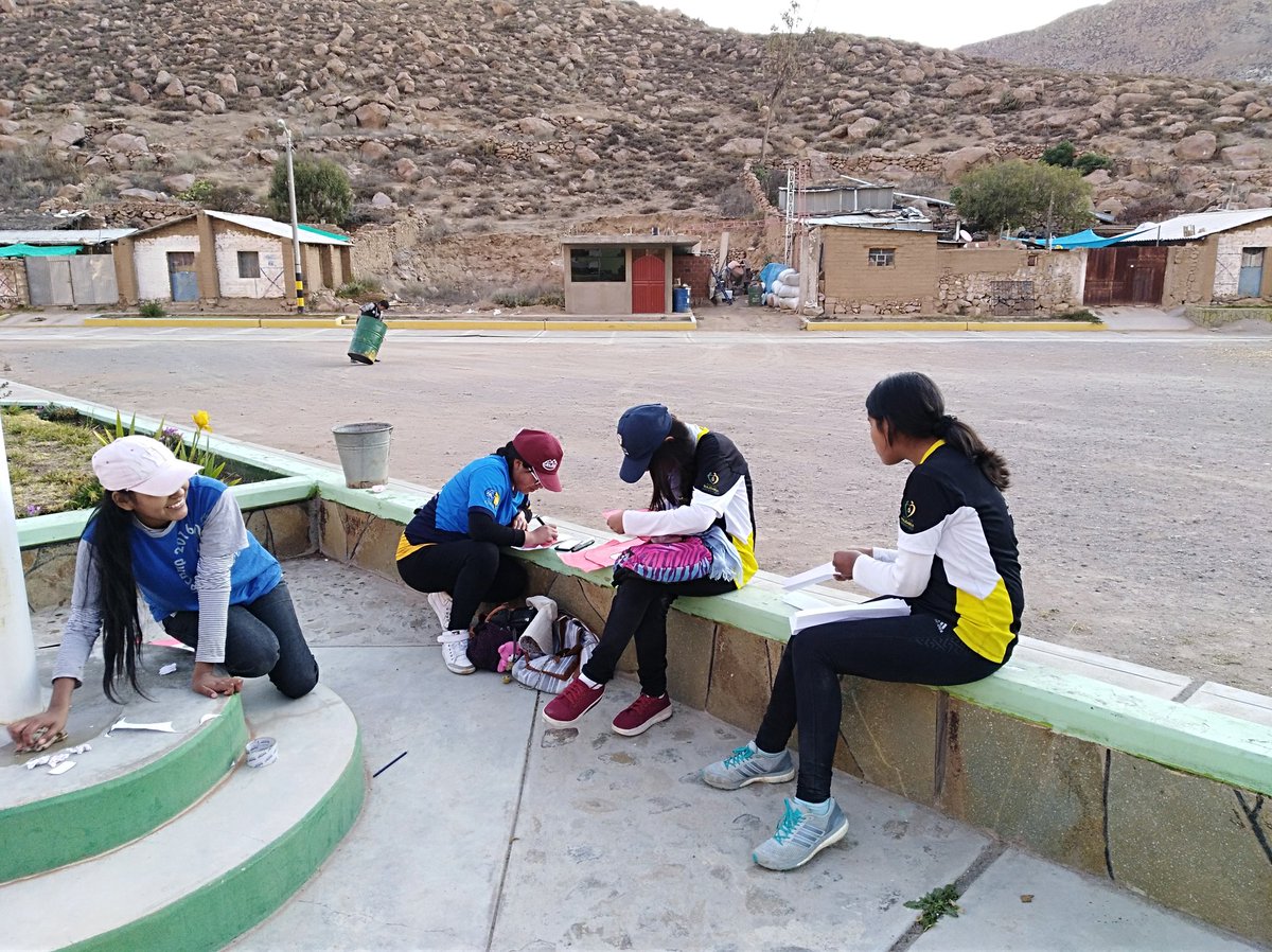 danielrobertosb's tweet photo. #LimpiezaPública - A más de 3400 msnm, sirviendo a la comunidad. #Coraguaya #MisionCaleb #YoVoy - Un proyecto de servicio social y testimonio. #DMJorgeBasadre #TACNA @AdventistasUPS @AdventistasMPS https://t.co/Cx60WSfpHH