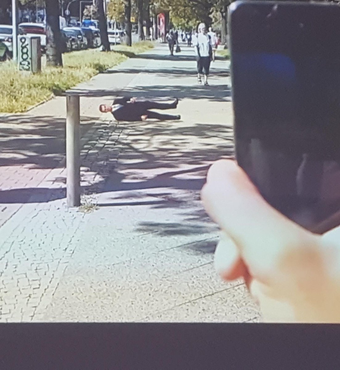 Moe_EIT's tweet photo. Oh a late bloomer. Here is the actual last presentation. #Augmented #reality #AR! Dr. Corevas! Based on #PokemonGO. Now #GO #save some #lives! @EIT_Health_de @EITHealth @EmergencyEye @corevasde https://t.co/Xp8u5fCkpr