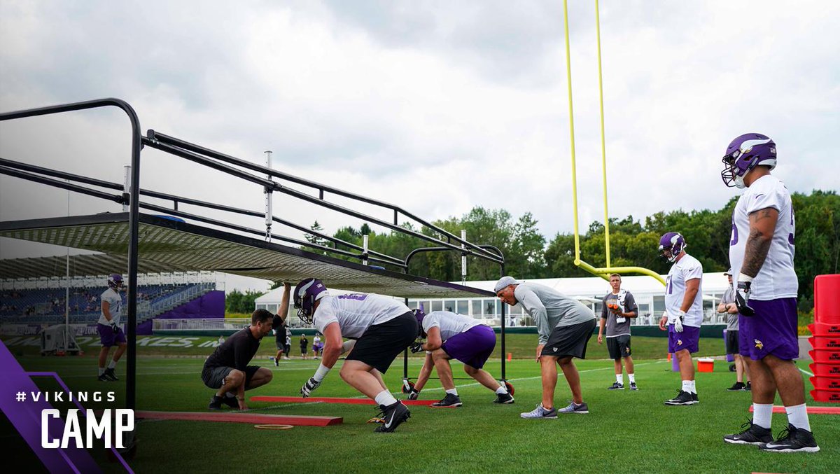 The offensive line is maintaining Tony Sparano's intensity as #VikingsCamp starts.   📰: mnvkn.gs/oeKhNN https://t.co/yUEk0RomhG