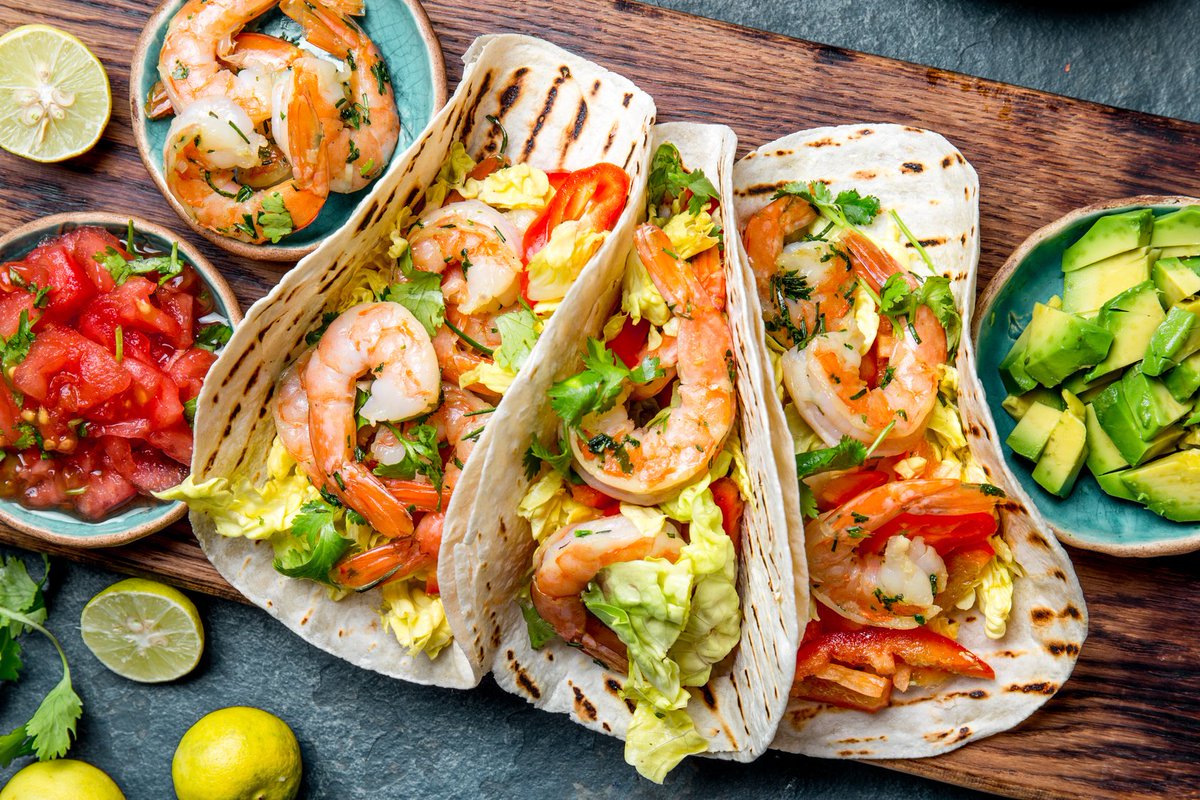 These are delicious and 'it's all about the fish!'

Seafood tacos with salsa, avocado and a selection of vegetables - great for your specials board. A fantastic #HealthyEating option for the summer.

#peasplease #vegpledge
