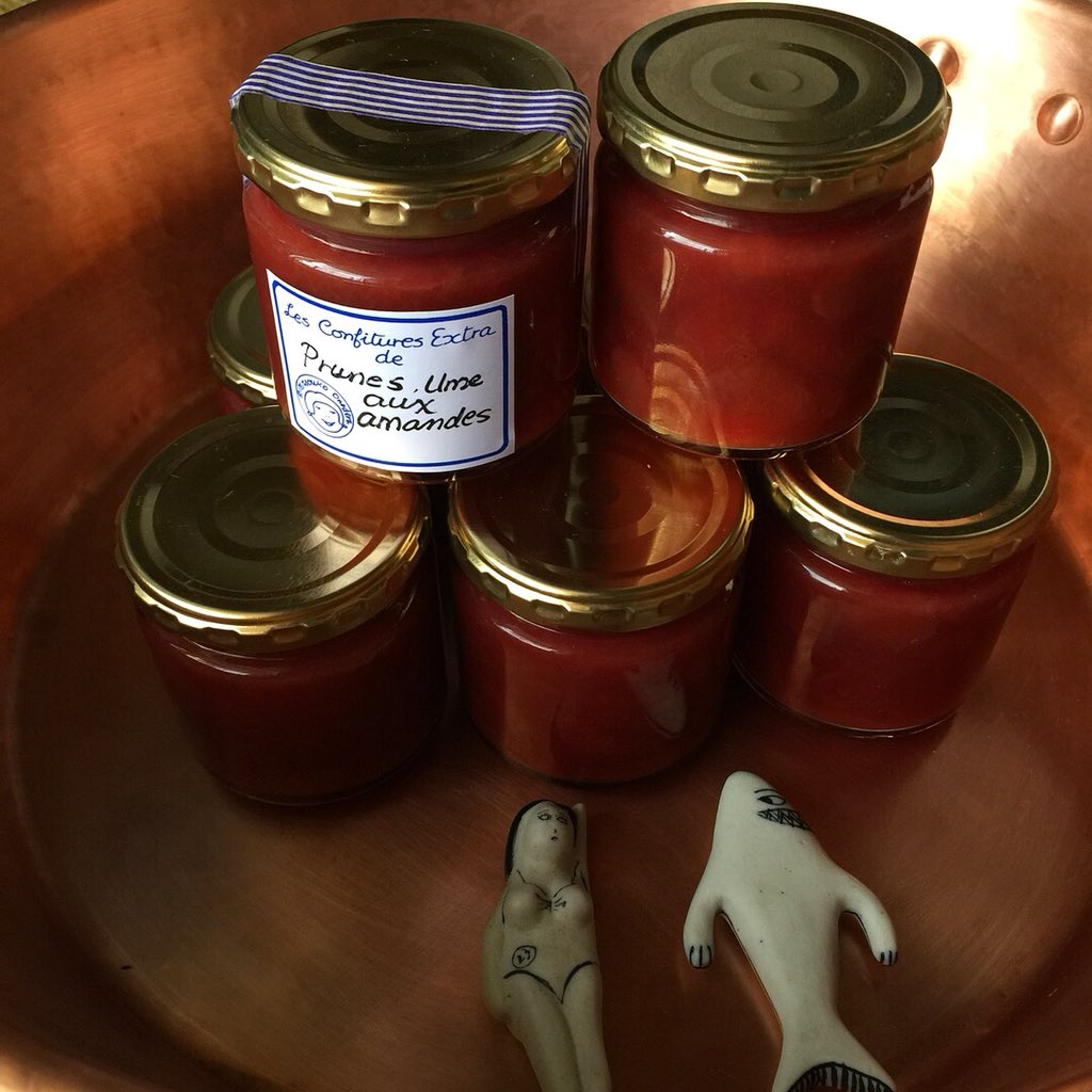 小野寺 光子 プラム ソルダム と完熟梅 そしてローストしたスライスアーモンド つまりは薔薇科桜族の一族のジャム完成 Plum Prune Ume 梅 Almond Amande Homemadejam Confiture 自家製ジャム 自製果醬 T Co Miqke2hlvu
