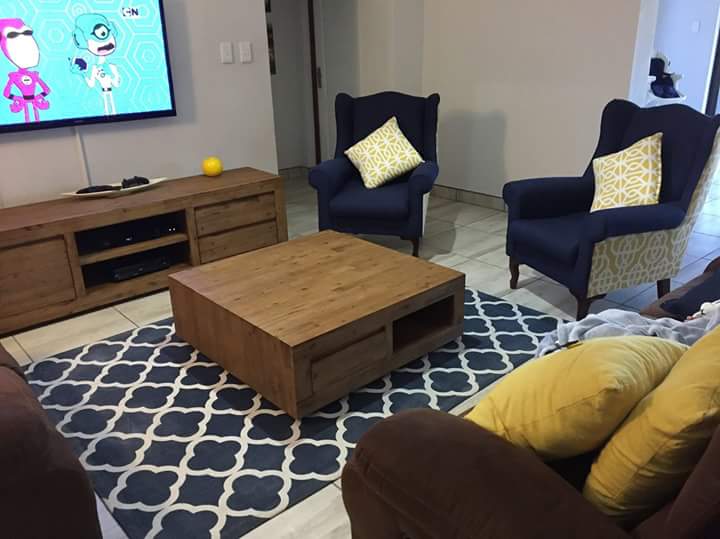 Lifestyle Interiors Wingbacks done in bright sunshine colour combine with royal blue 💛🌻🌤️