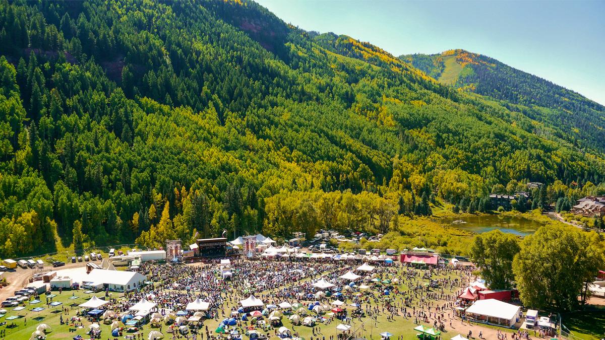 Beaches, boat parties, secret locations, and more. Every year, North America is home to some of the best music festivals in the world.  Check them out here - bit.ly/2Oh6gBQ