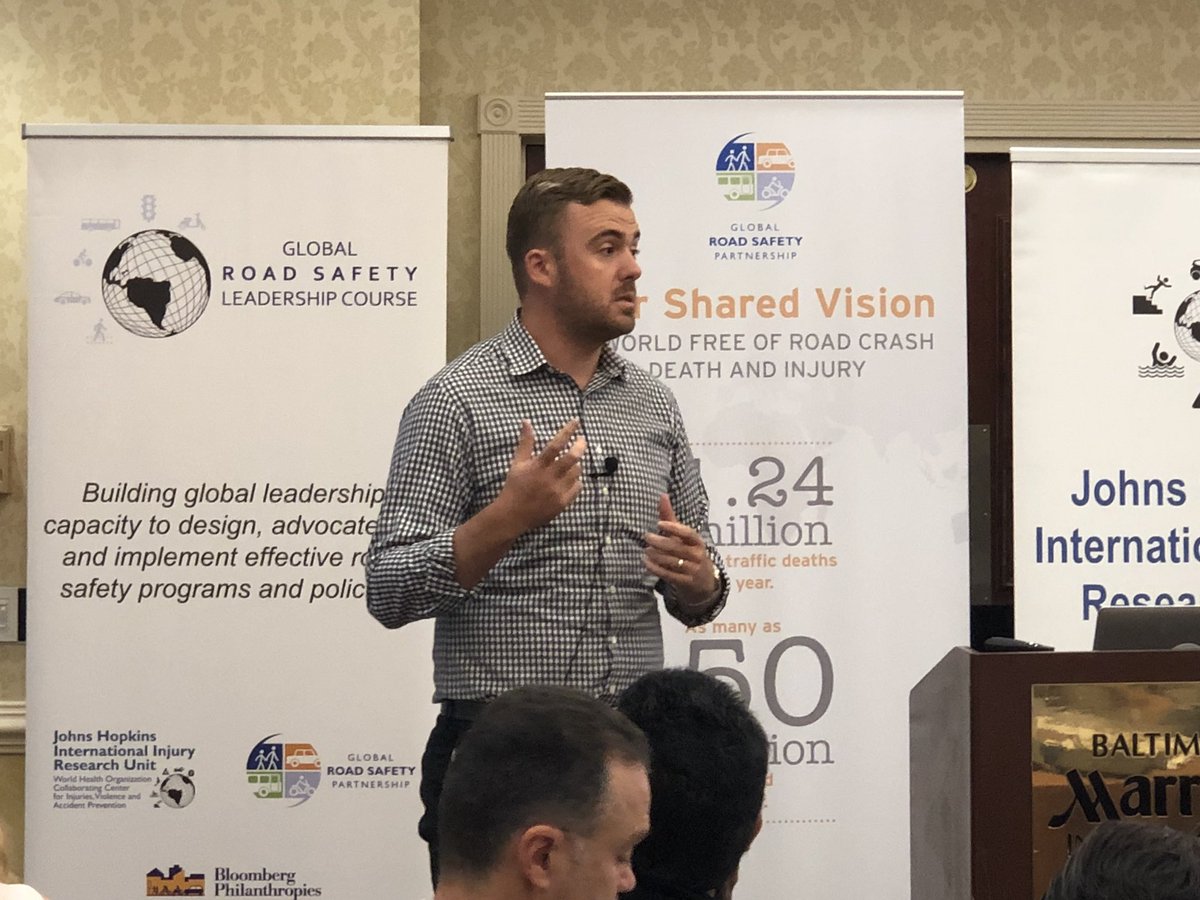 Building upon the previous lesson from our session on strategic communication and behavior change, @bmurphet outlines the phases of developing a comms campaign. #GRSLC2018