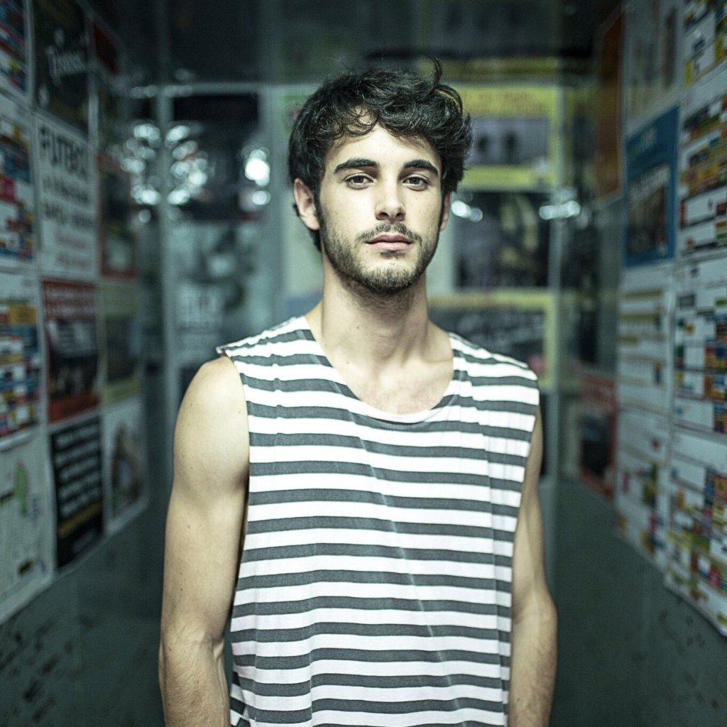 Extrañás a Bruno de Merlí? Se conocieron más detalles de la nueva serie de David  Solans https://t.co/Smec8AOD0s