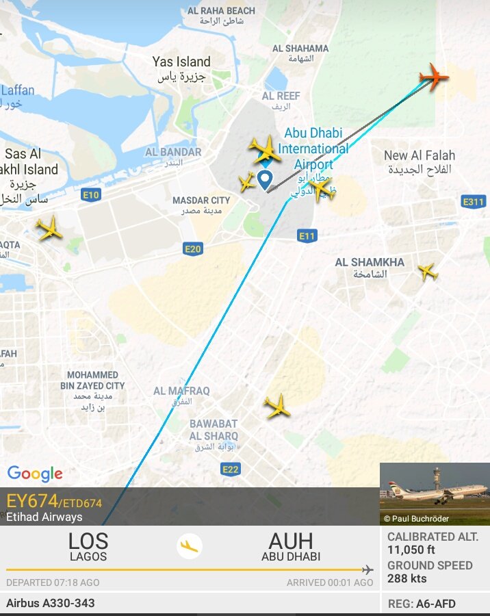 شاهد بالصور : تباطؤ في حركة الطائرات بإتجاه مطار أبو ظبي وتغيير بعض الطائرات لمسارها وتأجيل عدد من الرحلات الأخبار العسكرية