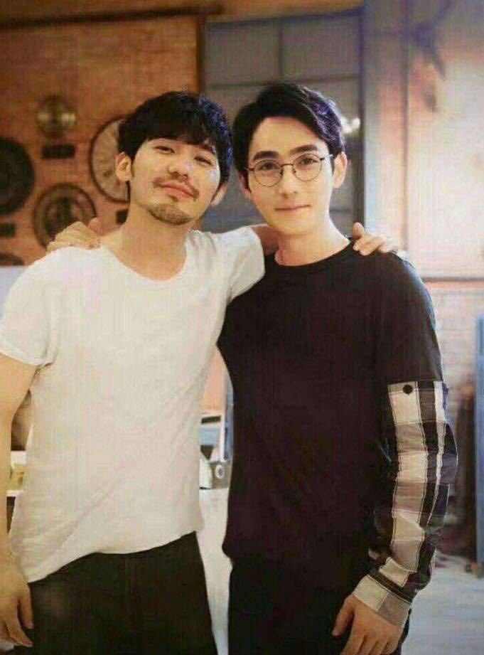xi5124's tweet photo. ❤️finally they hugged，it's sort of happy ending,right?😭😭😭#镇魂 #镇魂Guardian #Guardian #白宇 #朱一龙 #BaiYu #ZhuYilong https://t.co/XSMAg6cwno