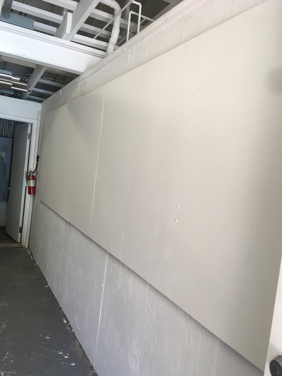 vacpool's tweet photo. We paint too! Check out our freshly painted storage room wall😎 #pooloftheweek2018 https://t.co/yV3wt62HU6