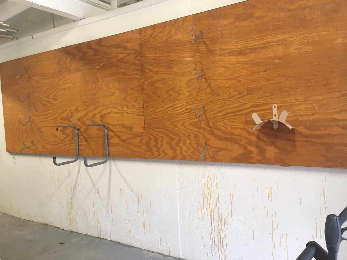 vacpool's tweet photo. We paint too! Check out our freshly painted storage room wall😎 #pooloftheweek2018 https://t.co/yV3wt62HU6