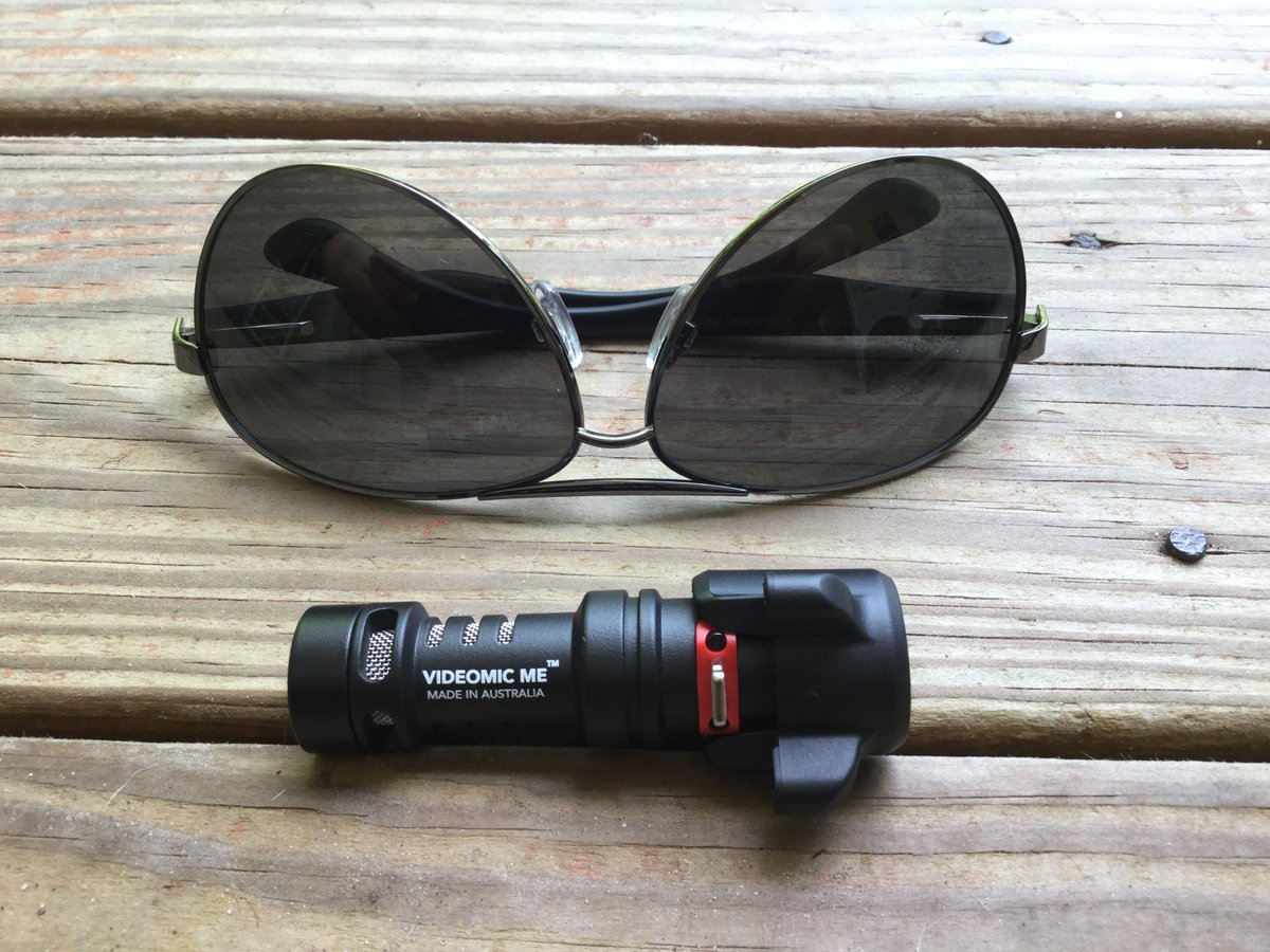 watsonwu's tweet photo. Me outside trying out the new RรDE VideoMic Me-L iOS mic. Video example: https://t.co/94qcWmjMKl #videomicmel #videomicme #rodemic #rodemicrophone #rodemicrophones #iosmic #microphone #Documentary #Filmmaker #vlog #vlogger #vlogging #soundeffects #sounddesign #fieldrecording #sfx https://t.co/n1gXL1SxTS