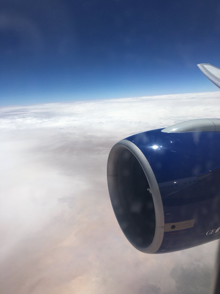 carbenfootprint's tweet image. Nothing to report on today’s BA082 just the stress of being at 38,000 ft. Just an awesome view of those GE90s! #WindowUpdate