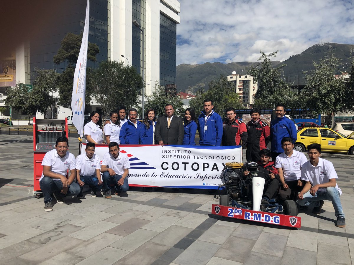 istcotopaxi's tweet photo. #ISTCOTOPAXI presente en la Feria de Institutos en la ciudad de #Quito @EduSuperiorEc @AugustoBarreraG @redInstitutosEc Transformando la Educación Superior https://t.co/p2VX375X5h