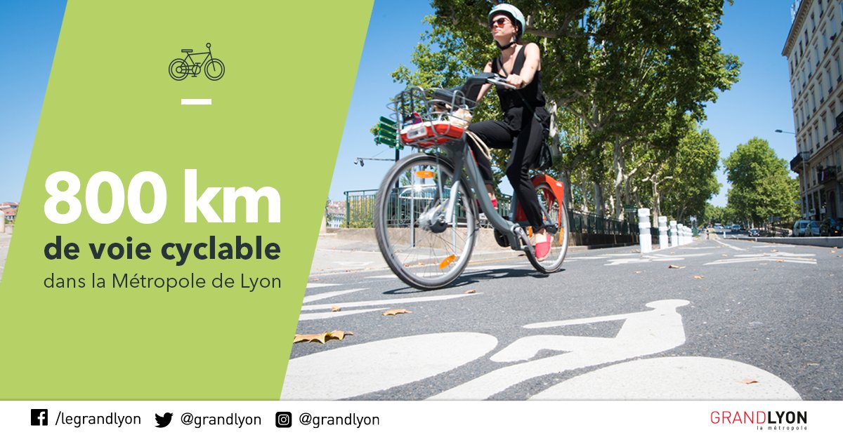 🚲 Le quai Sarrail vient d'être aménagé pour les vélos. Résultat : une nouvelle piste à double sens cyclable qui longe le Rhône entre le 6e et le 3e.
Un pas de plus vers l'objectif des 1000 km d'itinéraire cyclable dans la Métropole de #Lyon​ d'ici 2020 ! 👍