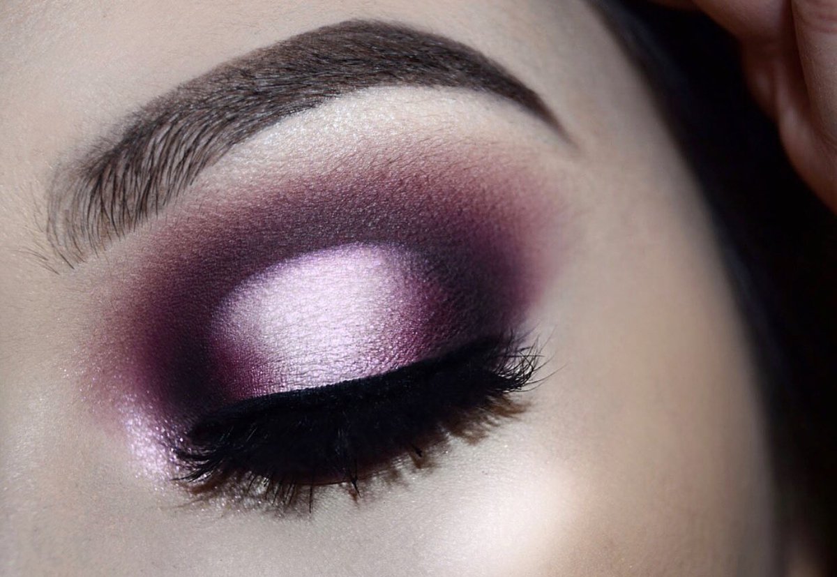 beautymarkbyjo's tweet photo. 🖤💗🖤💗🖤💗
@ABHcosmetics Dipbrow Poemade “Medium Brown”
@ABHcosmetics Modern Renaissance “Love Letter, Venetian Red, Buon Fresco”
Subculture Palette “Cube”
Single Eyeshadow “Noir”
@lillylashes ”Miami”
#makeup #makeuolover #abh #norvina #AnastasiaBeverlyHills #haloeye #mue https://t.co/9jzXPGVs0P