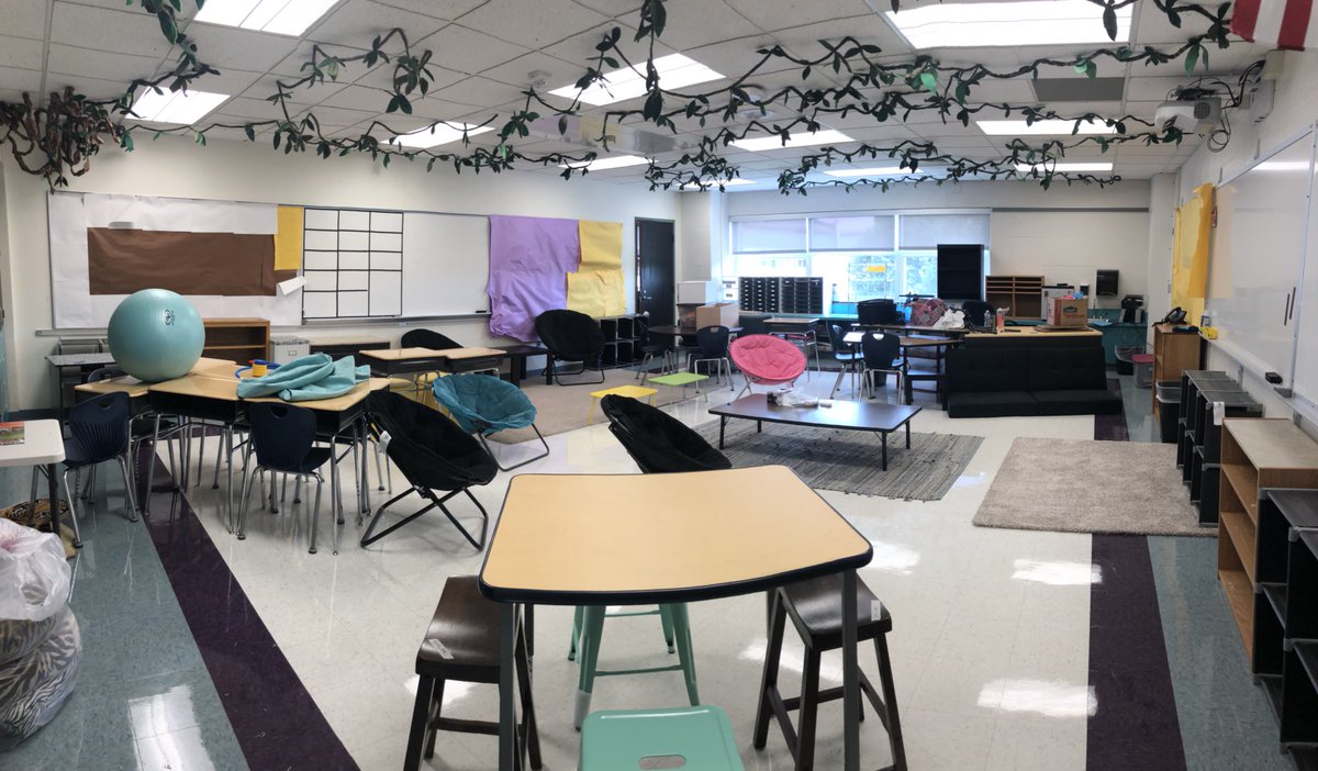 teachzaccari's tweet photo. At a complete standstill with my room. I need Ss to be here to try the locations out!! Ahhhhh!!! #stuck #designchallenged https://t.co/zNlXixYUPf