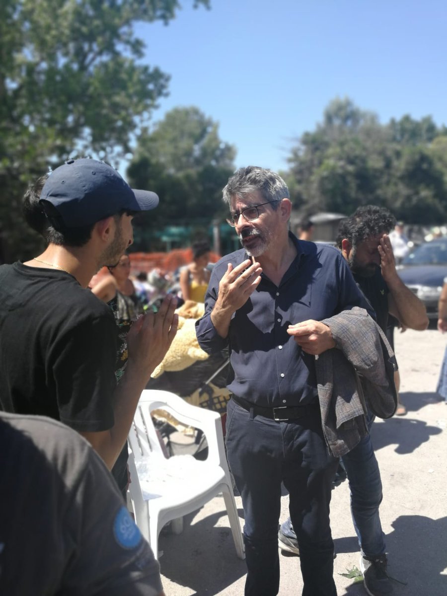 riccardomagi's tweet photo. Una violazione gravissima dello Stato di diritto per mostrare muscoli all'#Europa sulla pelle di chi non ha nulla per difendersi. Quali soluzioni sono state prospettate? Dove dormiranno i bambini che abbiamo incontrato al #CampingRiver? Salvinizzazione della #Raggi è preoccupante https://t.co/4cTV7kyP2h