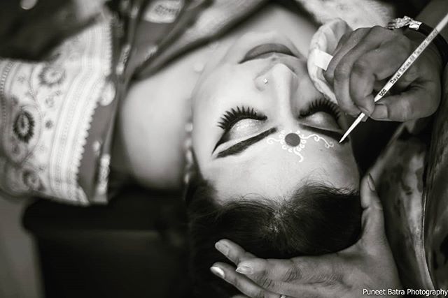 puneet_vivid's tweet photo. Photo (96/100)
#puneetbatraphotography #photographyeveryday #preweddingphotography #weddingphotojournalist #weddingphotoinspiration #prewedinspiration #shaadisaga #shaadiography #wedmegood #weddingz #zowed #coupleportrait #engagementphotos #engagementsh… https://t.co/CVxqL3MJi7 https://t.co/DK2GM06yyF