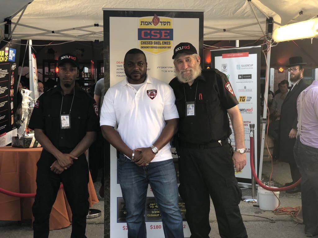 SecuredPI's tweet photo. Keeping @ChesedShelEmes Event Secure.
#EventSecurity #SecuredEP https://t.co/Sr45tmYGsM