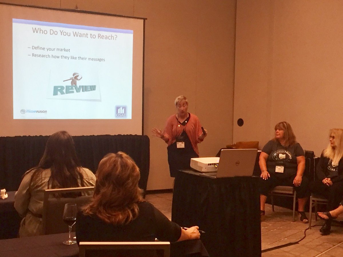 CMBZimmer's tweet photo. ⁦@BurgieMedia⁩ is always informative and fun. New and improved: with cocktails! ⁦@OhioSAE⁩ #OSAEinspires https://t.co/jgzUk7DvJ6