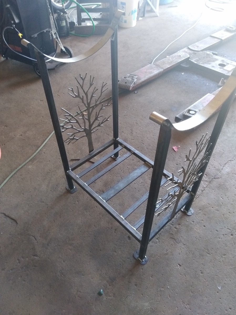 SteelMyDreams's tweet photo. Finally feeling good and getting caught up! If you know me you know I don't do wood, but this sink will be amazing when it's installed! #welding #iweld #sink #rustic #wood #unique #homedecor #vintage #premierplasma #cnc #lincolnwelders #lincoln #bluecollarlifestyle #grateful https://t.co/UktnHMJnXv