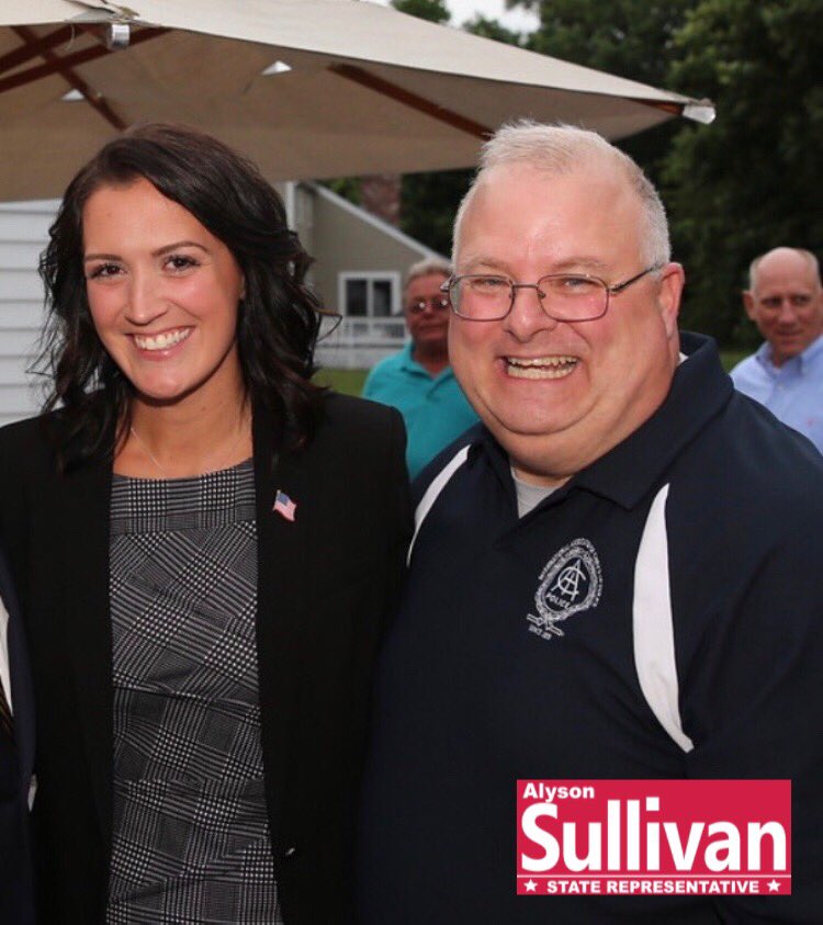 RepASullivan's tweet photo. Honored to have received the endorsement of Plymouth County Sheriff Joseph McDonald & look forward to working with him & our first responders to help fight the opioid epidemic hurting so many of our friends & neighbors. #AbingtonMA #EastBridgewaterMA #WhitmanMA #Sullivan4StateRep https://t.co/EywfP8hAGU