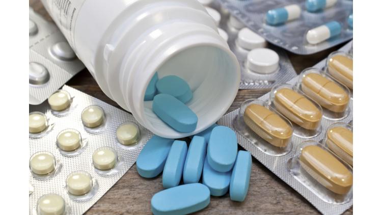 How fast is the #packaging shift happening in the U.S. from bottles to blisters for oral solid dosage #pharmaceuticals (pills, caplets, capsules)? Have we finally passed the tipping point for unit-dose packaging? Take our short survey now! bit.ly/2mR4lrn