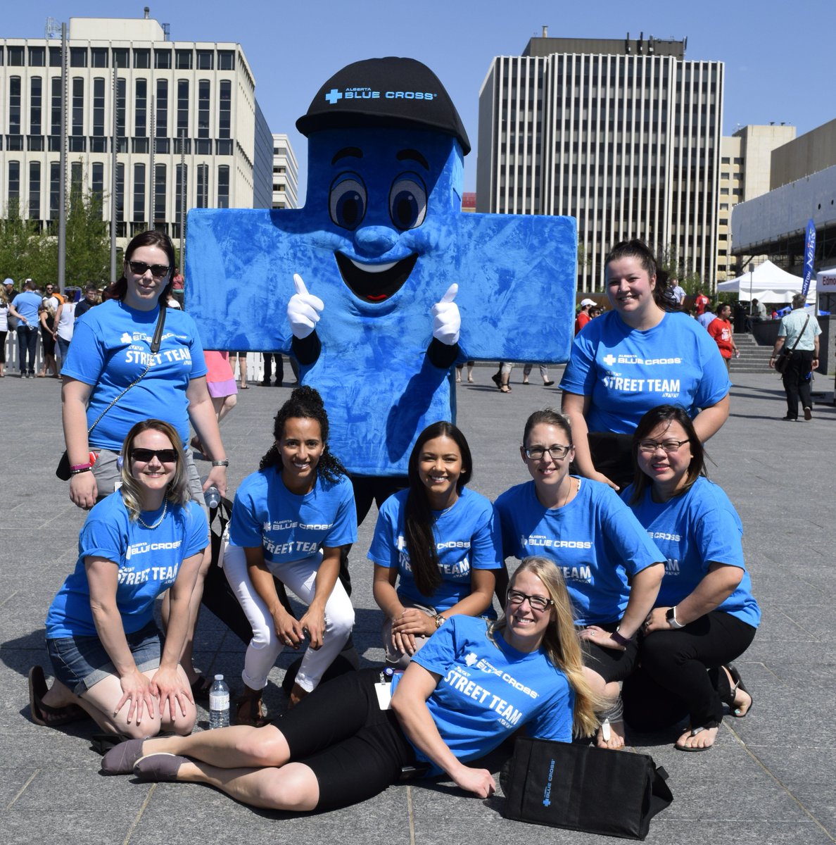 ABBlueCross's tweet photo. Our street team, led by the one and only Big Blue, is ready for this evening’s Family Night at the #YEGZoo! If you were lucky (and quick) enough to purchase tickets, be sure to look out for our team to snag some awesome swag. @EdmontonChamber #ECConnect #YEG #YEGevents https://t.co/tGcwp6WpDo