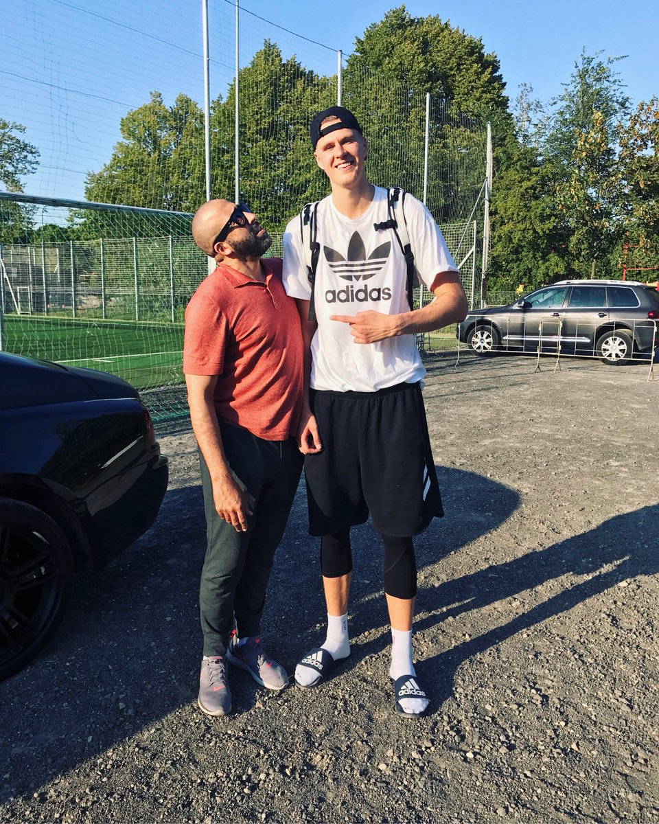 NEW YORK KNICKS tweet media