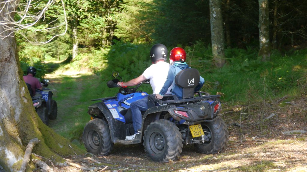 Father &amp; son quad safari - great fun for all! Are your teenagers bored in the summer holidays? Give us a buzz and we will liven up the day for them! 
(Drivers must be over 18yrs)