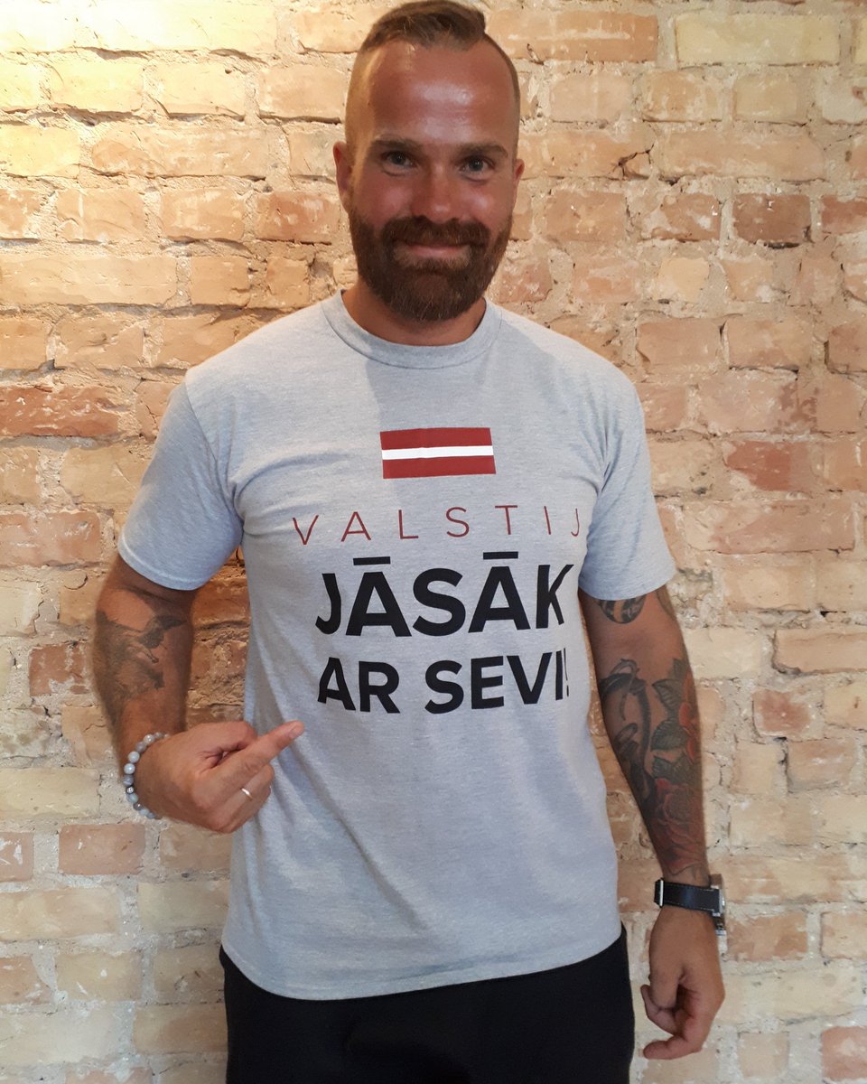 AndrisKivics's tweet photo. Paldies Riga TV24 un raidījuma "Rampas Ugunis" komandai un skatītājiem par šiem 4 gadiem un 1100 raidījumiem.
Ir pienācis laiks, un es eju politikā.
https://t.co/lDiGoeU5um, TIKAI UZ PRIEKŠU !
MĒS UZVARĒSIM! https://t.co/2QiUnifPaM