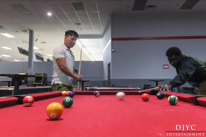Metrofuncenter's tweet photo. “Break” up your week with a fun game of pool at Metro Fun Center! Grab a table and your friends to enjoy some friendly competition. #AtlantaPool #PoolTables
https://t.co/8SFKKKRsMU https://t.co/YgFcMZJYZu