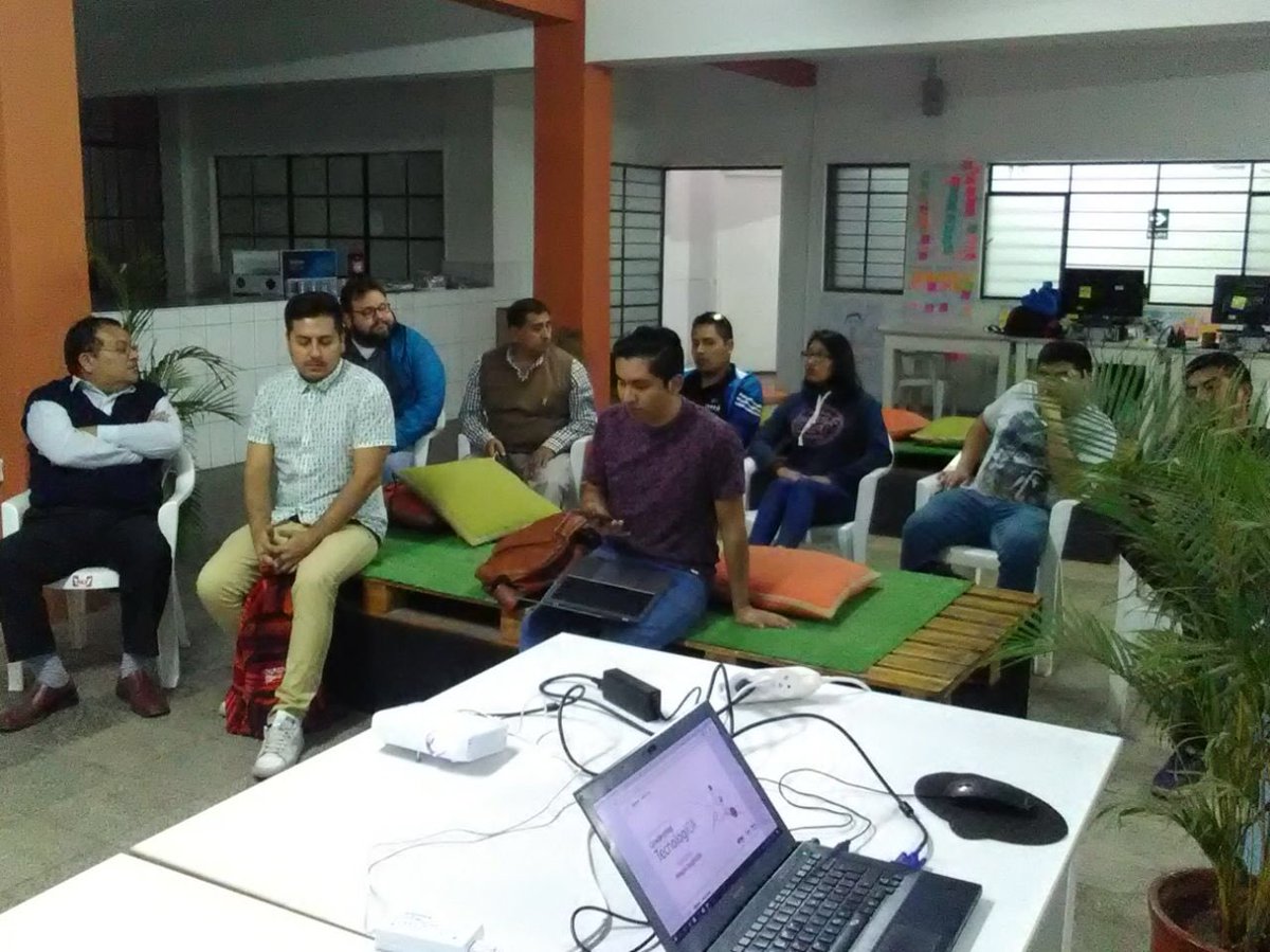 Hub_IcaOF's tweet image. ICA OPEN FUTURE_ #MasterClass

En el #CrowdworkingTecnológICA nuestros #Crowdworkers siguen trabajando por el éxito de sus proyectos.

Agradecemos a Raúl Salgado, Gerente de Zegel ipae por brindar asesoría en Marketing.

@Gore_Ica @FundacionTefPe @el_BID @PeruOpenFuture_