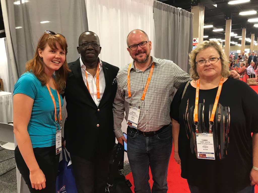 OasisIntLtd's tweet photo. 2/2...Some of our staff had the opportunity to meet Mr. Remi Morgan, the head of @laternabooks, our distributor in Nigeria. Pictured below from left to right is Hannah, Remi, Jeremy, and Tammy.
#LaternaBooks #Nigeria #BookConvention #CBAUNITE https://t.co/LEpl7QLHOD