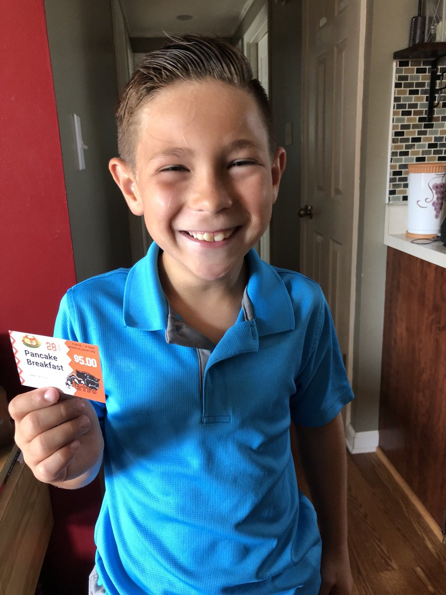 AlanJay01's tweet photo. Anybody need Pancake Breakfast tickets?  $5 to help Cheese and our LCYFO Football players and Cheerleaders!  Let me know! https://t.co/6bVLDWSv7Z