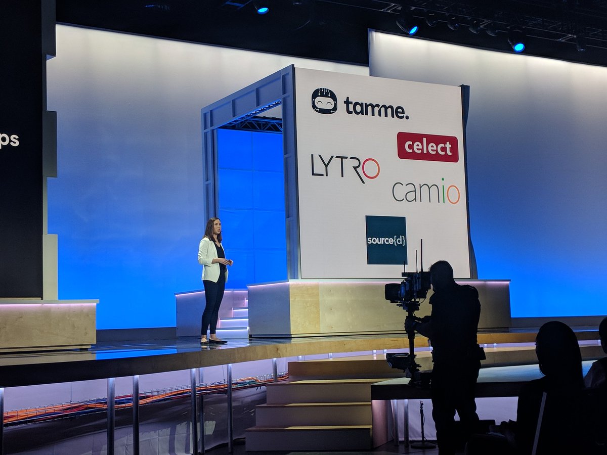 Roldiesel's tweet image. @sourcedtech getting the logo on the keynote. 😍😍😍😍

#GoogleNext18 #MLonCode