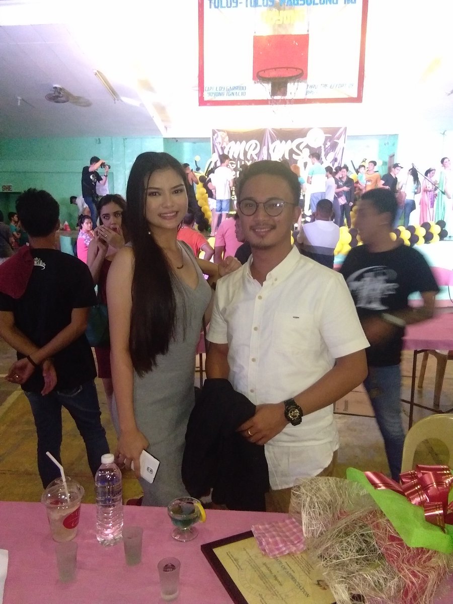 iamdencioperez's tweet photo. Added to the collections.
My kind of collector's item- Certificates. 

Thank you SK Guyong for the privilege. 😇
#Judge #Judgmental #MrandMs #SKGuyong #BeautyPageant #HappyFiesta https://t.co/XV7lu59b9N