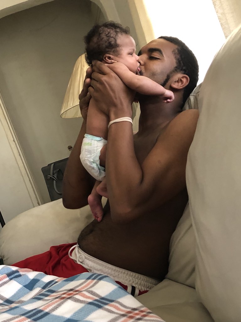 Vinosmooth's tweet photo. 🤴👑🤞🏽❤️😆 https://t.co/aYwV6U3303