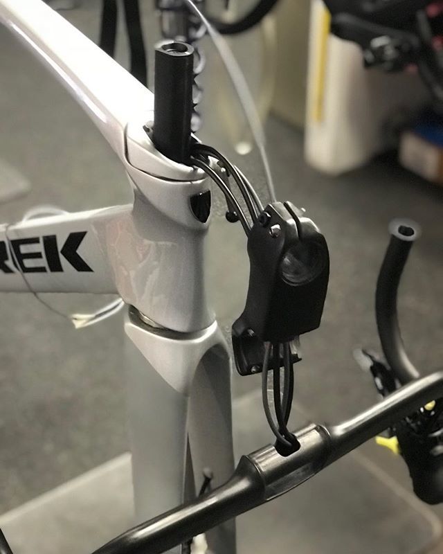 trek madone cable routing