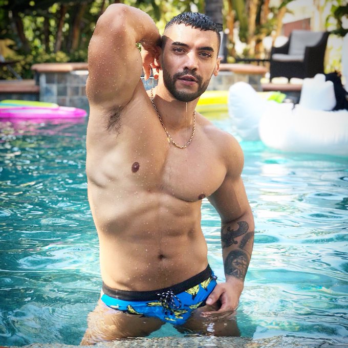 -Not your average pool boy...🧔🏻 .. .. 🍌  .. .. #aradwinwin #Persian #muscle #smooth #tattoo #underwearmodel<a href="/tag/bodybuilding"class="tags"><span>#bodybuilding</span></a><a href="/tag/lifestyle"class="tags"><span>#lifestyle</span></a><a href="/tag/lean"class="tags"><span>#lean</span></a><a href="/tag/muscle"class="tags"><span>#muscle</span></a><a href="/tag/comingsoon"class="tags"><span>#comingsoon</span></a>