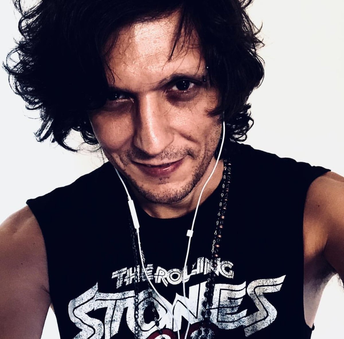 famedalupi's tweet photo. No vabbè... #RockInside
Un po' meno figo Ermal... Un po' meno 😎😏🐺 https://t.co/oXnKZkKS9J