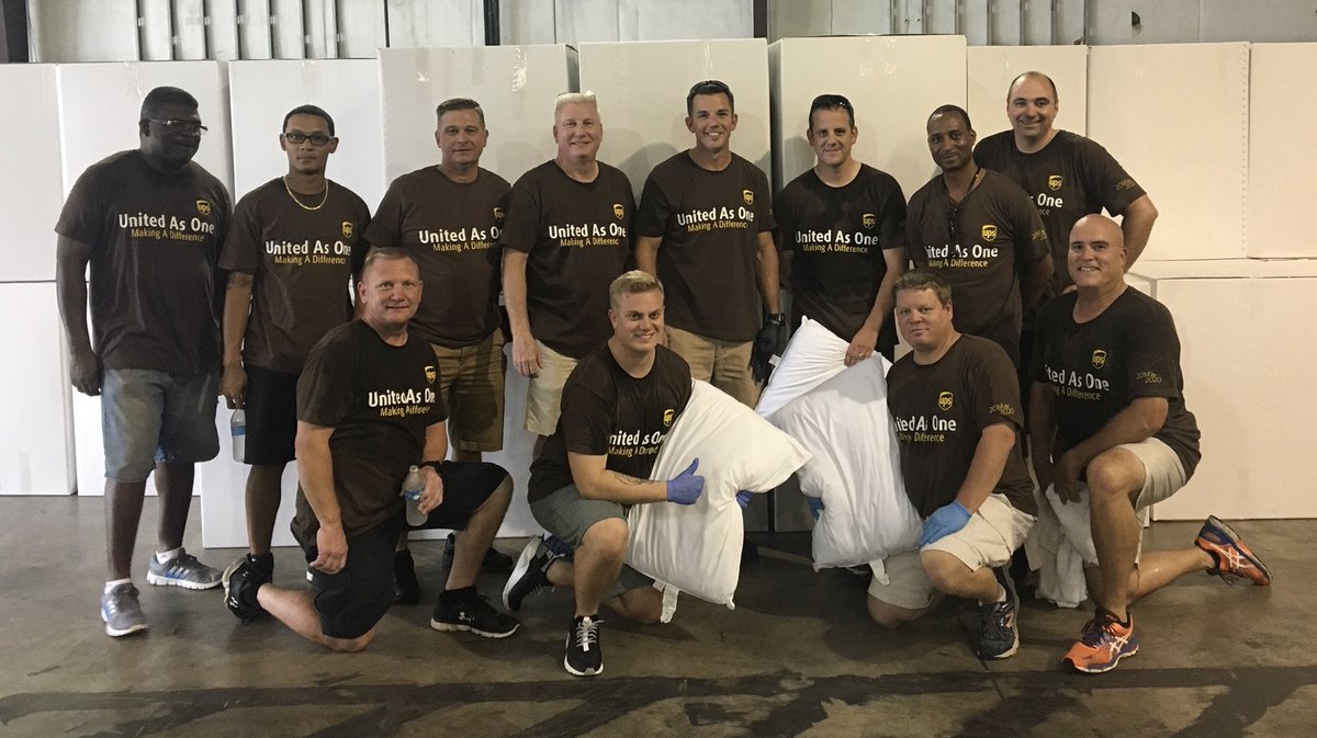 HarvestTimeIntl's tweet image. #Deliveringhelp and #hope instead of packages: #Volunteers from #UPS sorted pillows and blankets that will help families in need. #Thankyou for taking time to #serveothers. We appreciate you! 
#giveback #makeadifference #change #impact #community #philanthropy #nonprofit #dogood