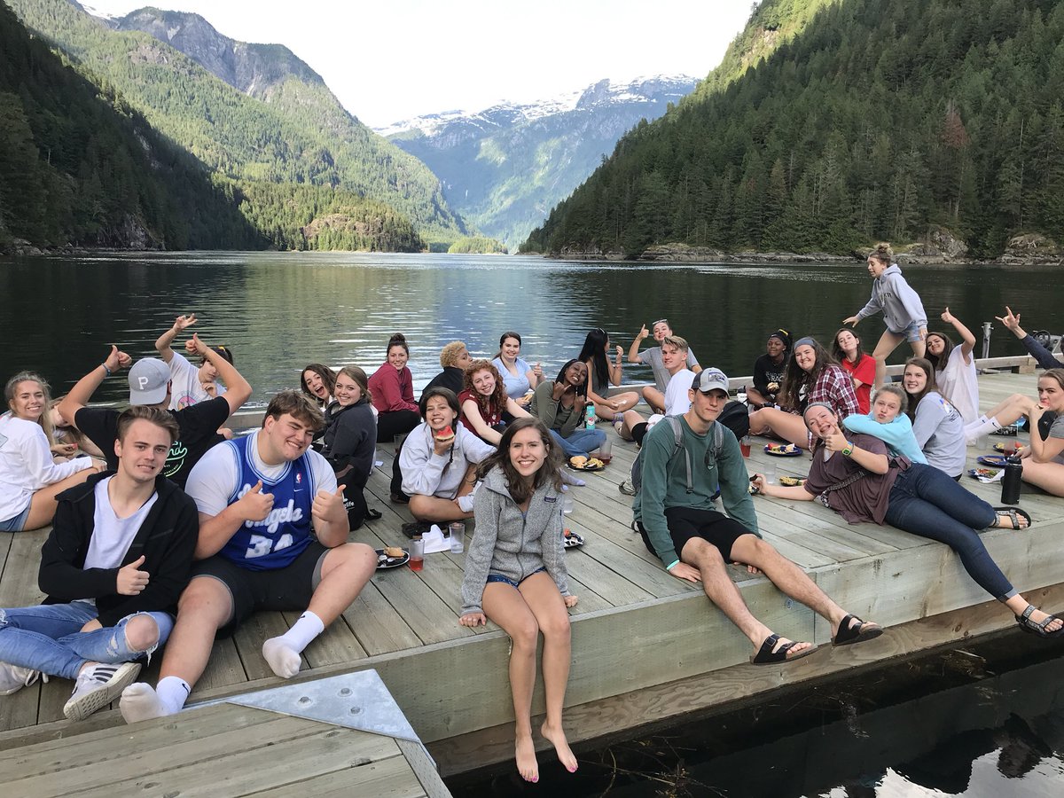 peytonelisec's tweet photo. I enjoy and go to younglife because of the amazing relationships you build with awesome people and god! #whyIYL https://t.co/VxPbAiR71P