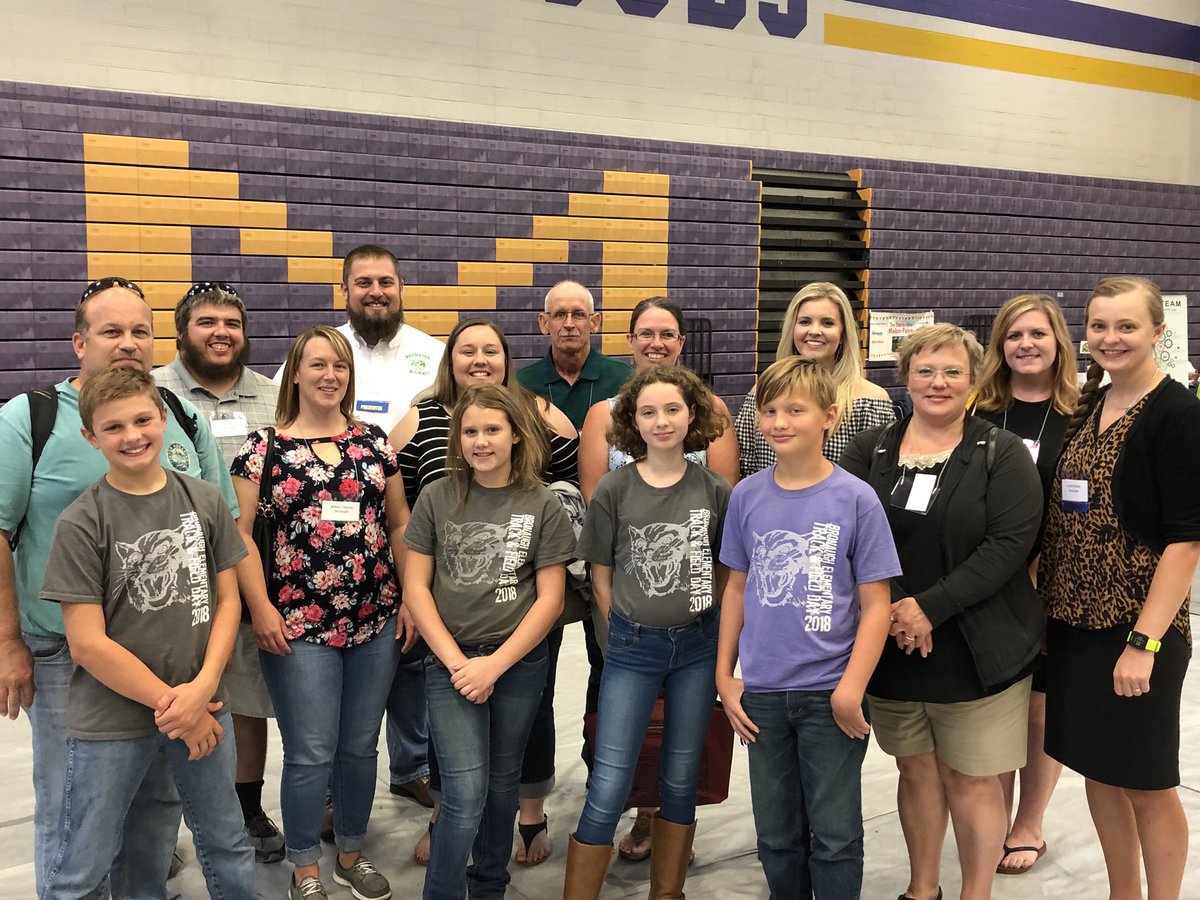 Jordan_Dickey_'s tweet photo. Look at these FINE Wildcats!!!! #SWCts2018 Go ask my students about the design process and designing with empathy! https://t.co/cOpSrpKPfE