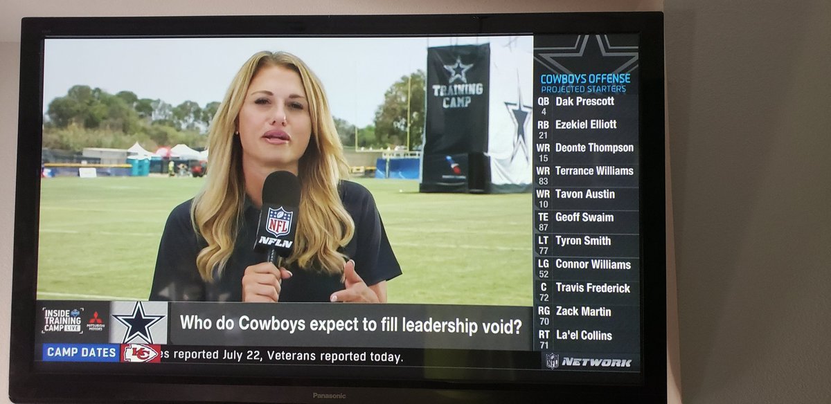 ffdraftstats's tweet image. Um... @nflnetwork how do you not have @A1hurns listed at WR?