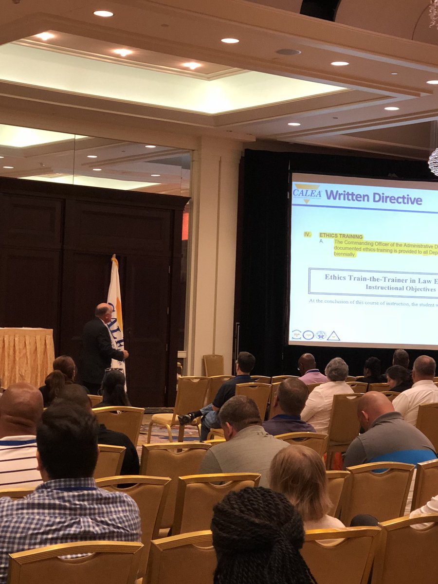 Northeast RPM Paul MacMillan entertaining the class at the Grand Rapids Conference #CALEA_Conf @RpmNortheast