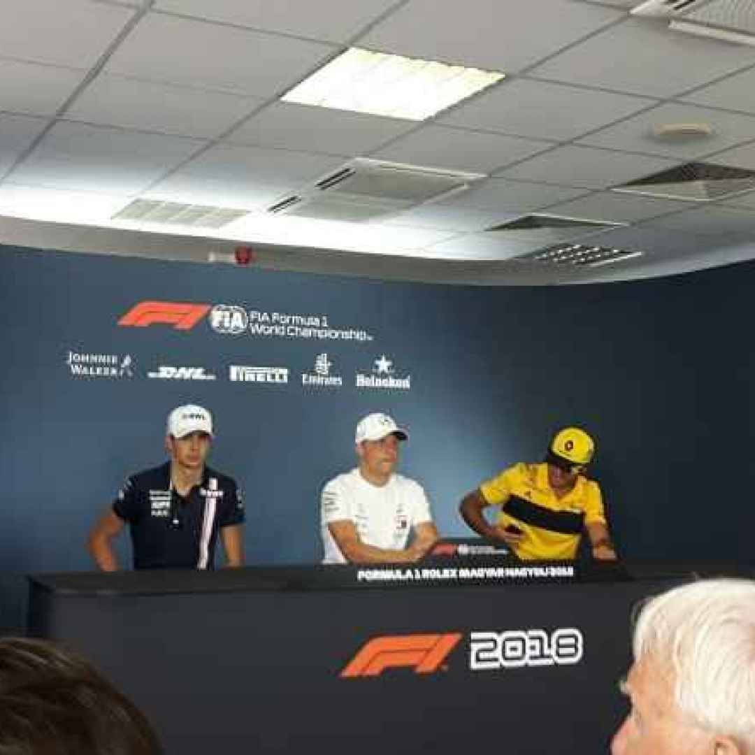 #F1 GP d'Ungheria: Sintesi della conferenza stampa del giovedì [si parla di contratti]: Inizia Bottas parlando del suo rinnovo di contratto, dichiarando:“Sono molto felice, naturalmente, prima di tutto. E davvero, mi rende anche di nuovo un membro… diggita.it/v.php?id=16300…