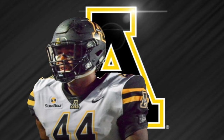 NCAAFNation247's tweet photo. ⚪ LB Spotlight ⚪
⚫ Anthony Flory - Appalachian St⚫

Last season Flory had 87 Tackles, 1 sack, 3.5 Tackles for Loss, 3 PBUs and 1 INT. Flory showed he could defend the run as well as the pass last season. This season I fully expect him to top 100 tackles &amp; 3+ Sacks. https://t.co/Fs5nrjT53x
