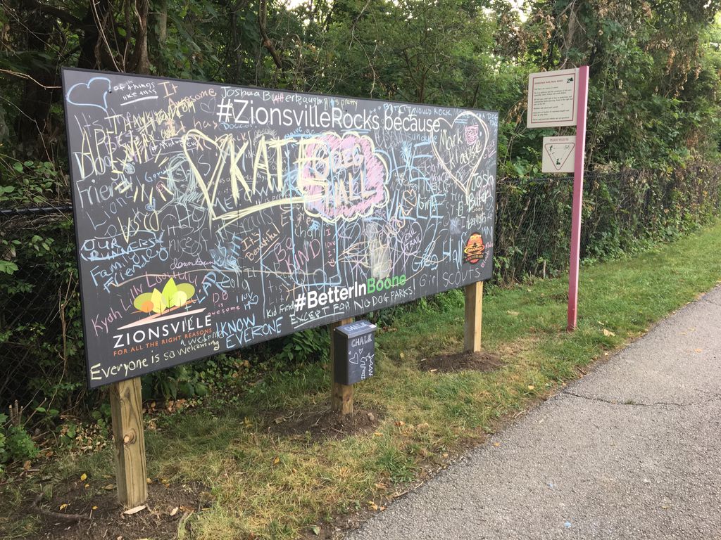 BetterInBoone's tweet photo. We partnered with @IndysProGraphix and local leaders to install community chalkboards in @WhitestownIN and @ZionsvilleIN. Read more about their purpose and where you can find them: https://t.co/wH80AUA6ah #BetterInBoone #WhitestownProud #ZionsvilleRocks https://t.co/QXhVscoBST